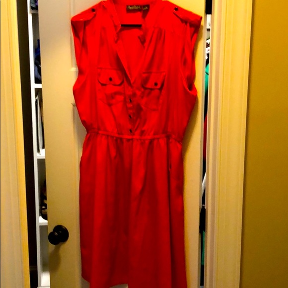 dress - Picture 1 of 1